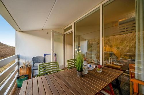 Balkón nebo terasa v ubytování Centrally Located Apartment In Søndervig, Renovated In 2025