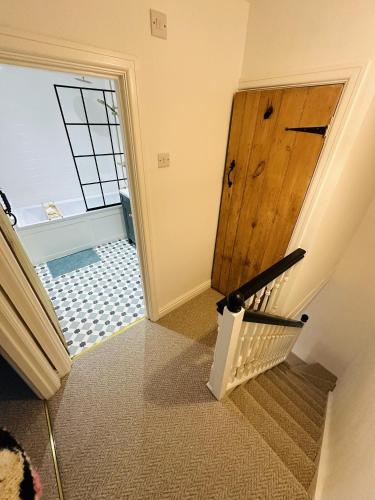 Gambar di galeri bagi Cosy 2 Bed In Bollington di Bollington