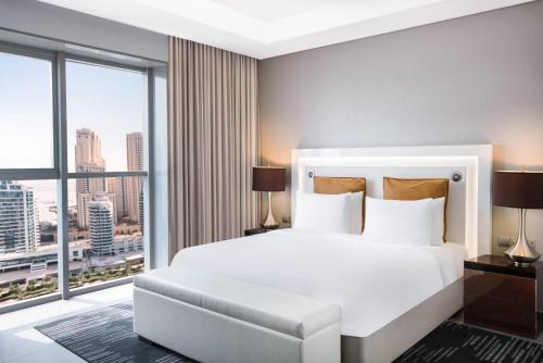 The First Collection Dubai Marina Image