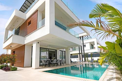 Levanda Platinum - Sunrise Sea View