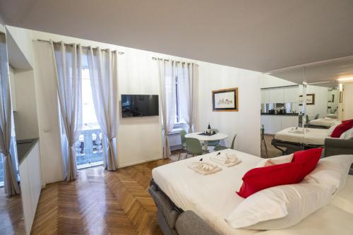 Lovely Nest With Balcony by The Spanish Steps