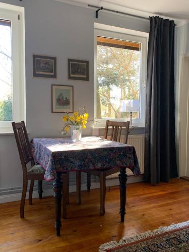 Fotografie z fotogalerie ubytování Zwei Zimmer Appartement Elbtalaue v destinaci Zeetze