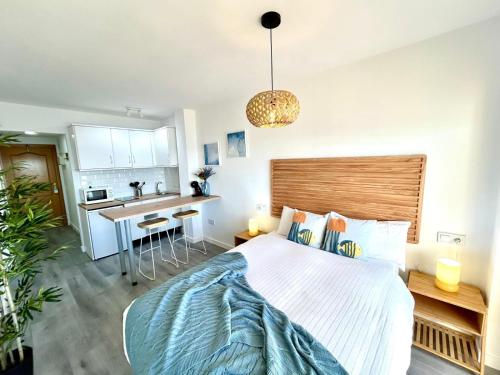 Foto Stella Maris - Amazing frontal sea views with pool & terrace by 10ToSea 4
