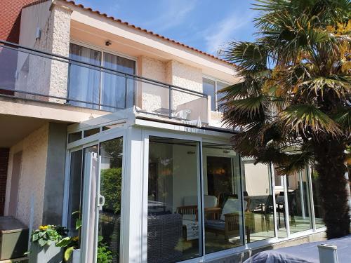 Balkón nebo terasa v ubytování La Berne'rit