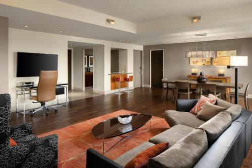 Renaissance Seattle Hotel Image