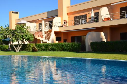 Vilamoura Paradisus Laguna with Patio and Pool