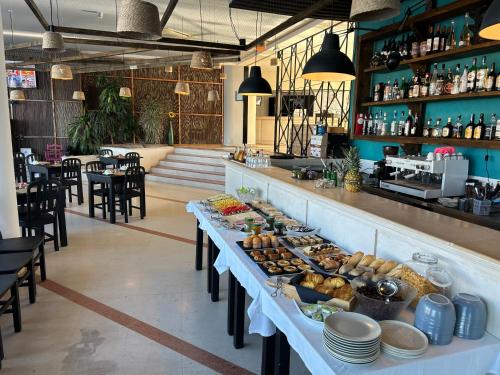 Đồ ăn tại/gần căn hộ