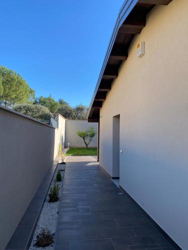 Villino Ancillotto with garden and parking motorcycle space