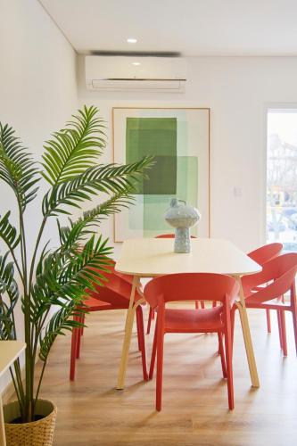Beachside Modern Flat with AC, By TimeCooler