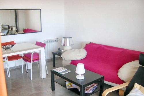 Charming Apartment in Palamós with Sea View and Terrace - 65 sqm