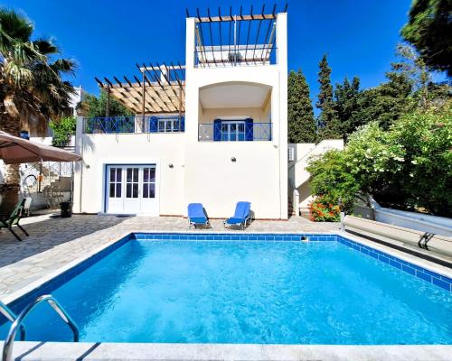 Villa Thea Kalymnos with swimming pool and sea view