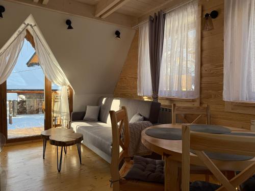 Istumisnurk majutusasutuses Widok Apartamenty Zakopane