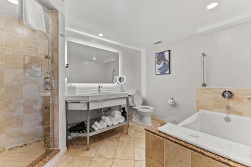 Crowne Plaza Orlando-Downtown, an IHG Hotel Image