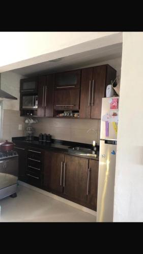 Kuchyň nebo kuchyňský kout v ubytování Iluminado y comfortable apartamento tranquilo apartamento