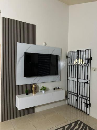 GEM Haven- A Luxurious,Modern Double King Bed Hideaway