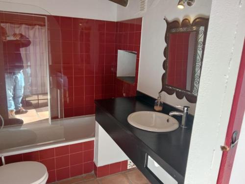 Salle de bains dans l'établissement Monte do Vale