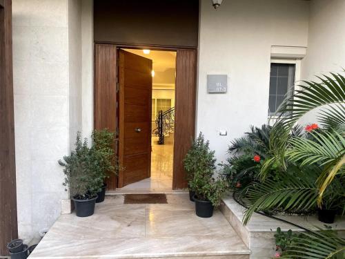 Elegant 3-Bedroom Villa