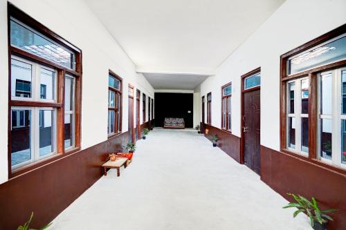 Fotografie z fotogalerie ubytování SPOT ON Hotel Lakshya Ghatampur v destinaci Kánpur