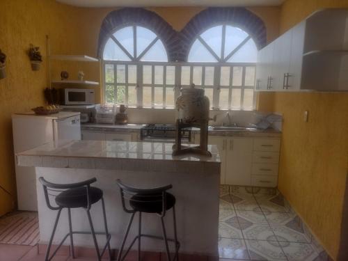 Rest house Yautepec Bonito Privateにあるキッチンまたは簡易キッチン
