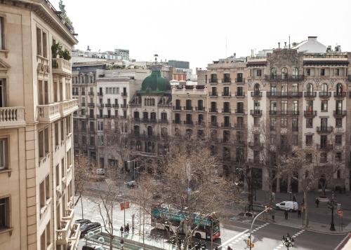 Passeig de Gracia Apartment