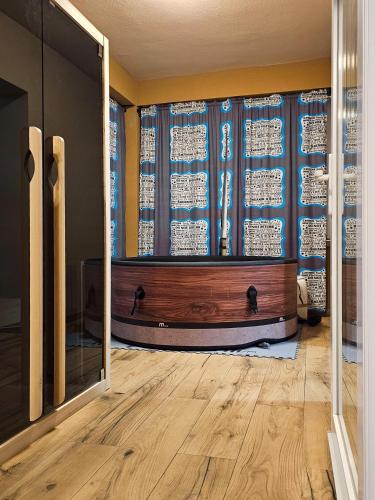 Lucija Retreat - Apartments with Pool, Bibinje