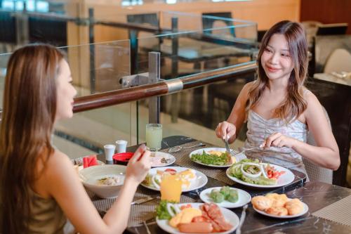 Mad på hotellet eller i nærheden