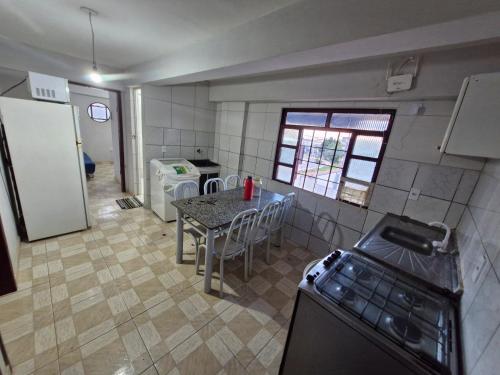 Dapur atau dapur kecil di Adeáguasclarasconj13lt10