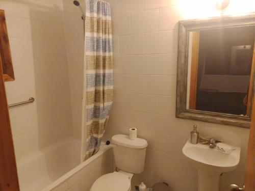 Phòng tắm tại Cabaña campestre Aylin