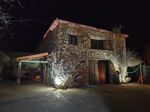 Το κτήριο όπου στεγάζεται  η παραθεριστική κατοικία