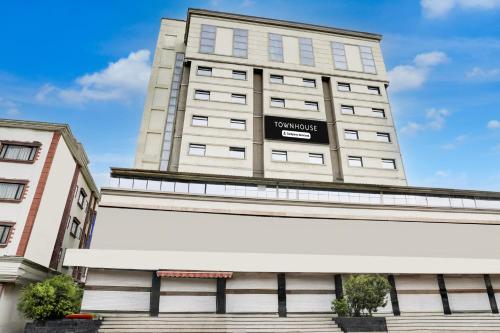 Gallery image of Super Townhouse Anand Formerly Hotel The Maison in Anand