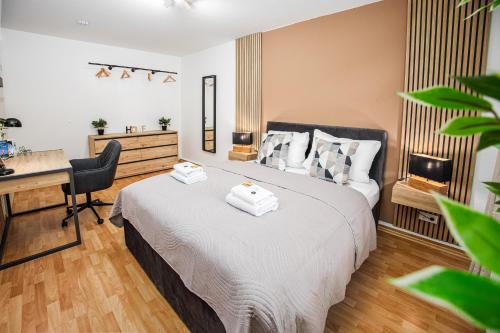 Foto Central Essence Apartment I Zwei Schlafzimmer I Küche I Parken I Waschmaschine I Smart-TV I WLAN 1