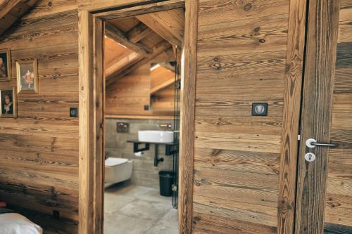 Ferme Des Cornuts 15 Guests • Hot Tub • Ski Bus 욕실