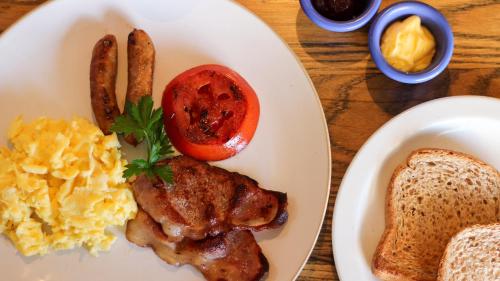 Đồ ăn tại/gần nhà trọ