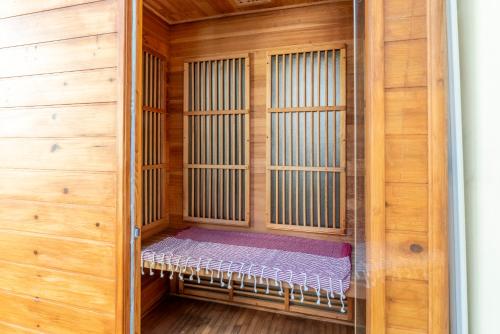 Φωτογραφία από το άλμπουμ του Le Chalet Houda et spa en option στη Νιμ