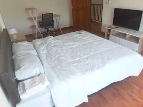 TV a/nebo společenská místnost v ubytování DreamStay