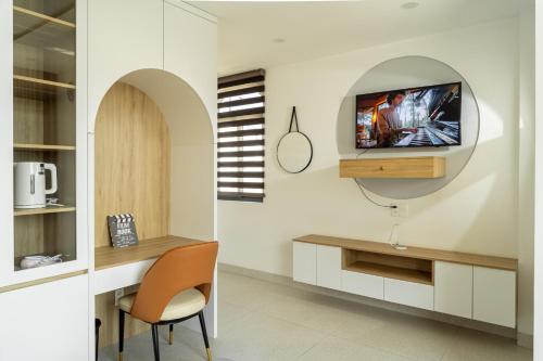 TV a/nebo společenská místnost v ubytování Soul Station - Studio Hotel