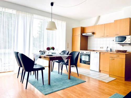 Η κουζίνα ή μικρή κουζίνα στο Feriengut-Neuhof-Wohnung-3