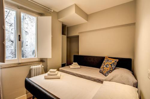 Campo di fiori 2 bedroom int 4