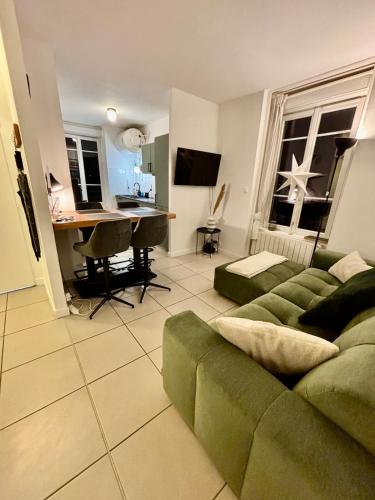 Superbe, neuf, haut de gamme, 1 chambre