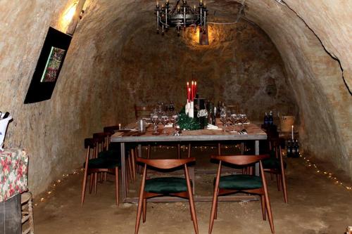 Galeriebild der Unterkunft Villacremita Nice and different house in Rueda in Rueda