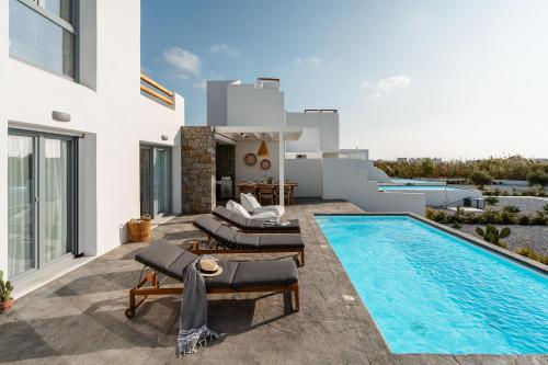 Maison Solea, Plaka