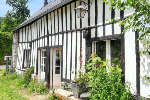 Maison rustique charmante à Sassetot-le-Mauconduit, jardin.