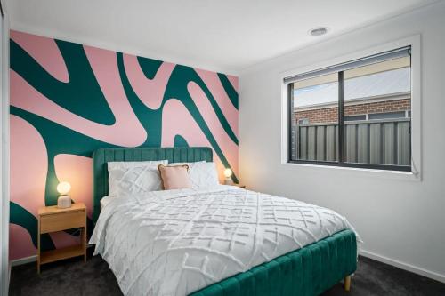 Una cama o camas en una habitación de Albury Funk