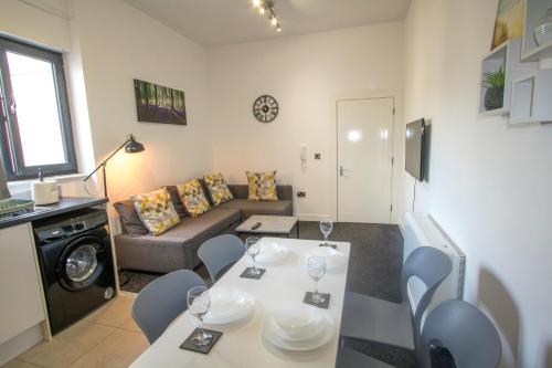 Stylish 2 Bedroom-Free Parking photo 8