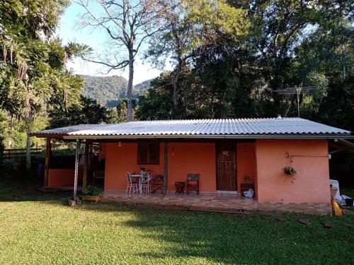 Landskap semula jadi dekat dengan rumah percutian