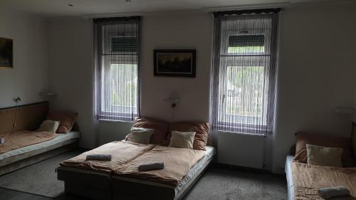 Katil atau katil-katil dalam bilik di LI-DI apartman