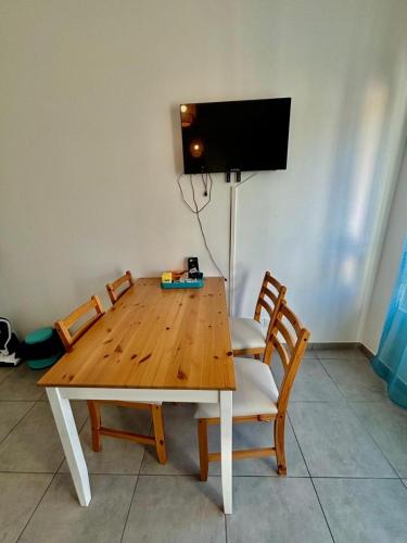 Μια τηλεόραση ή/και κέντρο ψυχαγωγίας στο Studio neuf, Métro, Résidence protégée