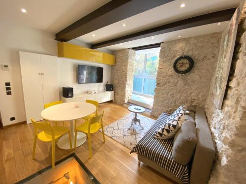 COCON AP4446 By Riviera Holiday Homes