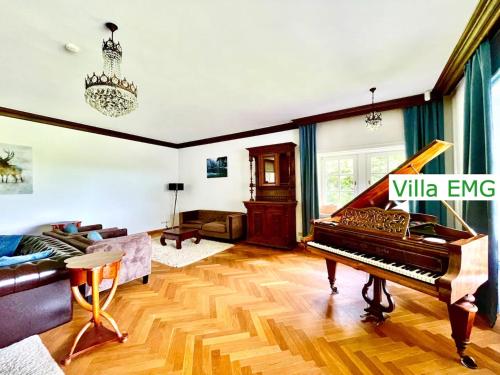 Fotografie z fotogalerie ubytování Familien Gruppen Villa EMG Osnabrück Bielefeld - Preußisch-Oldendorf v destinaci Preußisch Oldendorf