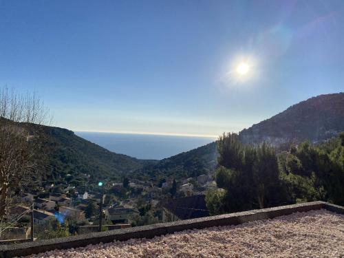 Tres beau 2 p vue mer terrasse